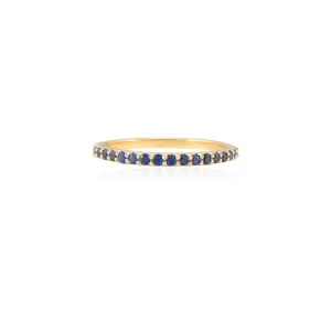 18K Gold Shared Prong Blue Sapphire Band